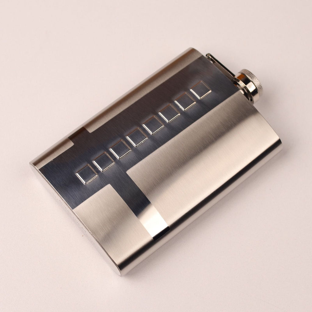 Vintage Stainless Steel Hip Flask – Premium Pocket Flask